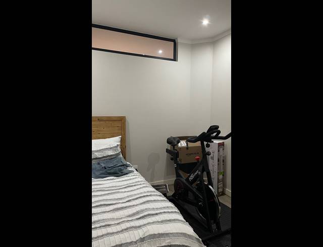 2 BEDROOM APARTMENT FOR SALE IN BRYANSTON
